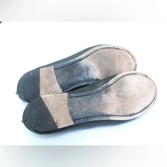 Frye flats - Picture 10 of 12